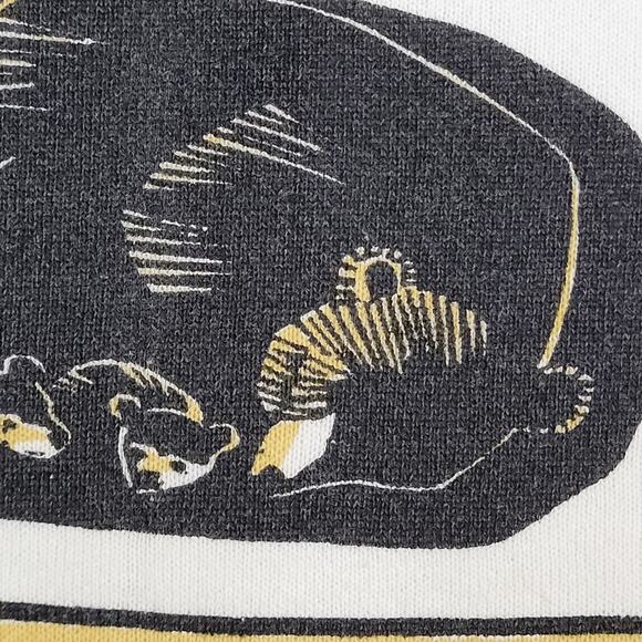 Vintage 1991 Bear Sweatshirt Womens Large 21x23 Cropped USA - Picture 12 of 16